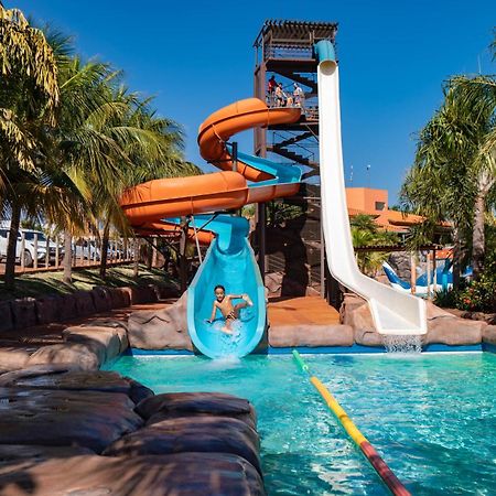 Grandes Lagos Resorts E Parque Aquatico Santa Clara d'Oeste Exteriér fotografie