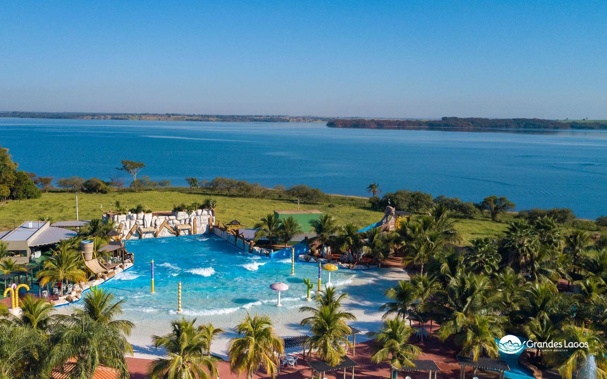 Grandes Lagos Resorts E Parque Aquatico Santa Clara d'Oeste Exteriér fotografie