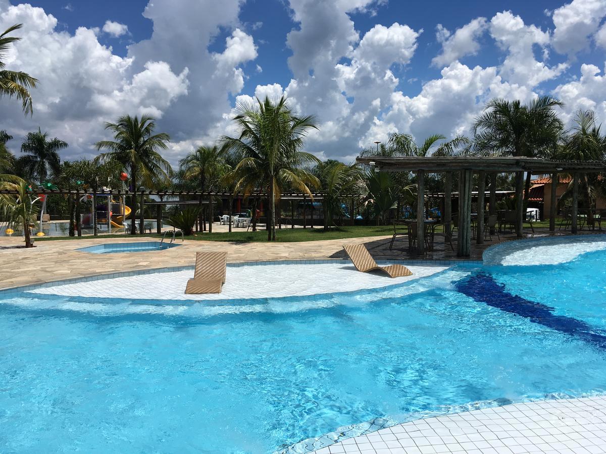 Grandes Lagos Resorts E Parque Aquatico Santa Clara d'Oeste Exteriér fotografie