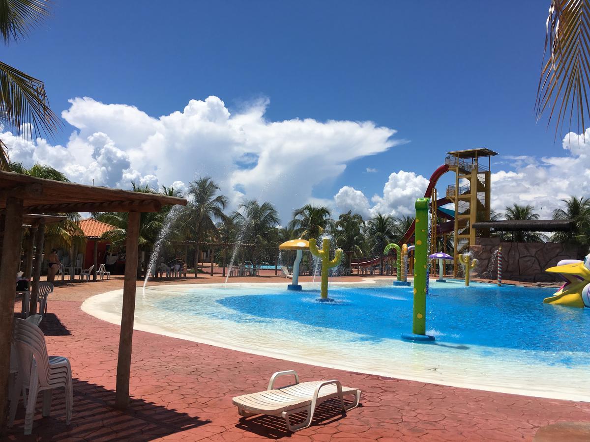 Grandes Lagos Resorts E Parque Aquatico Santa Clara d'Oeste Exteriér fotografie