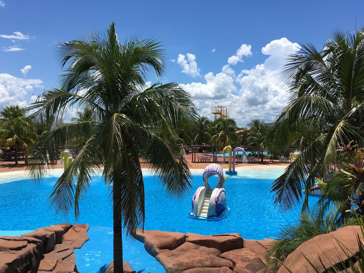 Grandes Lagos Resorts E Parque Aquatico Santa Clara d'Oeste Exteriér fotografie